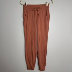 Lululemon Women’s Coral Orange Align Drawstring Jogger Pants Athletic Size 6
